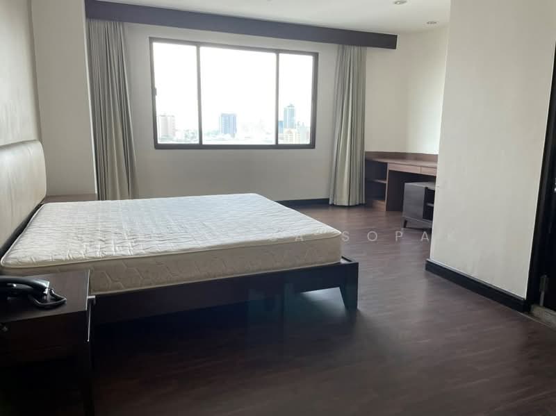 Charoenjai Place, Bangkok, 40 Soi Pridi Banomyong 31, Khlong Tan Nua, Watthana, Bangkok, 4 Bedrooms, 227 sqm, Apartment For Rent, by Boonraksa Sopak, 500321680 - DDproperty.com