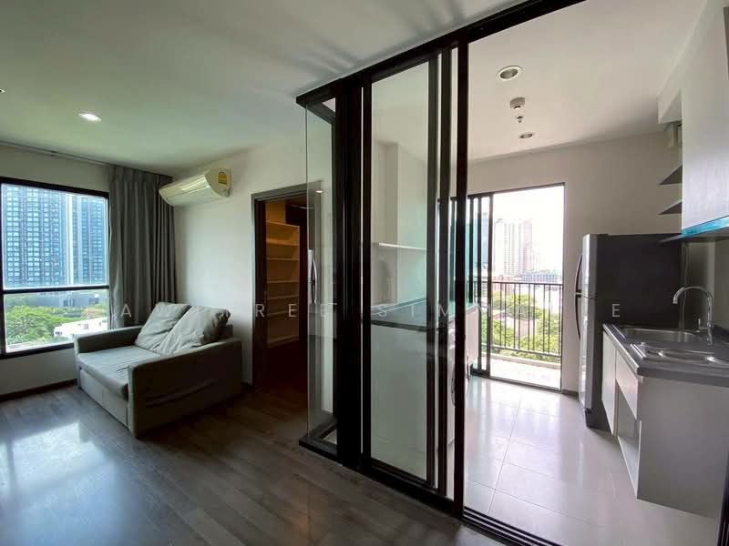The Base Park West Sukhumvit 77, Bangkok, 11 Soi Sukhumvit 77 Sukhumvit Road, Phra Kanong Nua, Watthana, Bangkok, 2 Bedrooms, 48 sqm, Condo For Rent, by Sawitree Simmalee, 500321686 - DDproperty.com