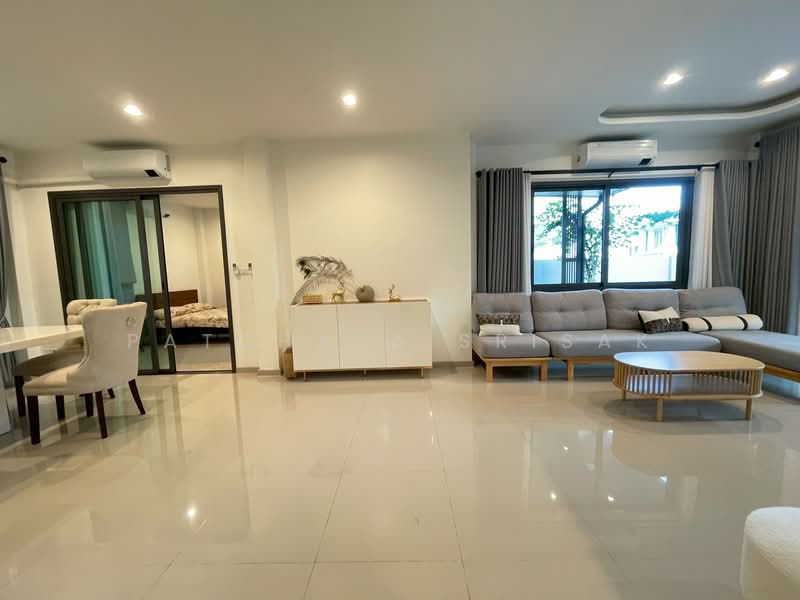 Patta Element, Chon Buri (Pattaya), Ta Khian Tia, Bang Lamung (Pattaya), Chon Buri (Pattaya), 4 Bedrooms, 220 sqm, Single Detached House For Rent, by Patchara Srisak, 500321688 - DDproperty.com