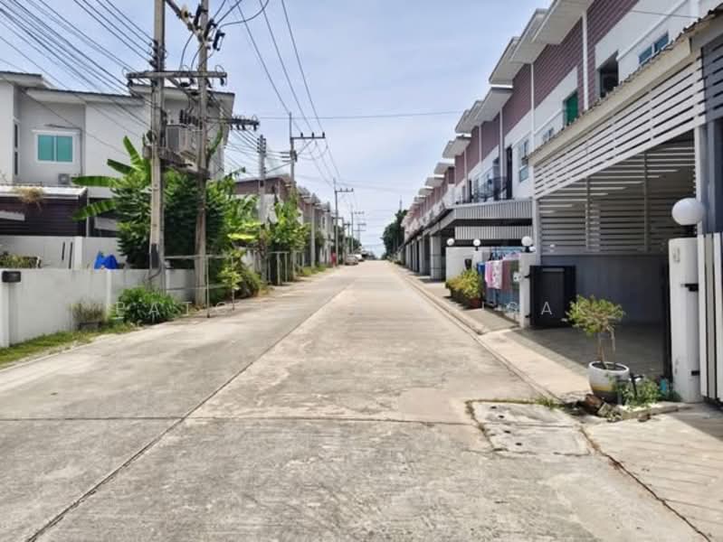 Ponthep Garden Ville 5, Chon Buri (Pattaya), Public Works Road No. Chb. 2039, Nong Pru, Bang Lamung (Pattaya), Chon Buri (Pattaya), 3 Bedrooms, 204 sqm, Single Detached House For Sale, by Patchara Srisak, 500321722 - DDproperty.com