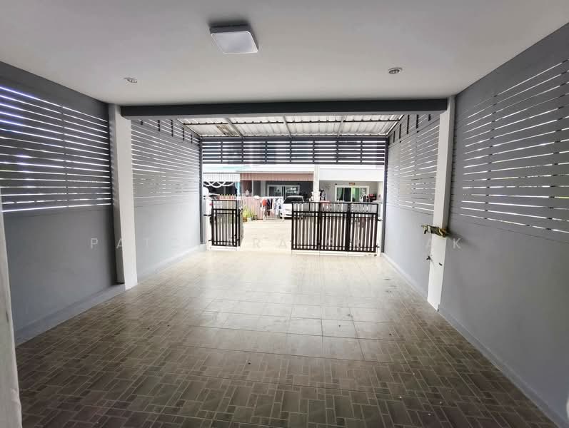 Ponthep Garden Ville 5, Chon Buri (Pattaya), Public Works Road No. Chb. 2039, Nong Pru, Bang Lamung (Pattaya), Chon Buri (Pattaya), 3 Bedrooms, 204 sqm, Single Detached House For Sale, by Patchara Srisak, 500321722 - DDproperty.com