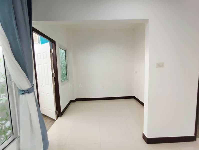 Ponthep Garden Ville 5, Chon Buri (Pattaya), Public Works Road No. Chb. 2039, Nong Pru, Bang Lamung (Pattaya), Chon Buri (Pattaya), 3 Bedrooms, 204 sqm, Single Detached House For Sale, by Patchara Srisak, 500321722 - DDproperty.com