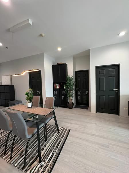 Chewathai Ratchaprarop, Bangkok, 51 Rajaprarop Road, Makkasan, Ratchathewi, Bangkok, 3 Bedrooms, 114 sqm, Condo For Rent, by Boonraksa Sopak, 500321737 - DDproperty.com