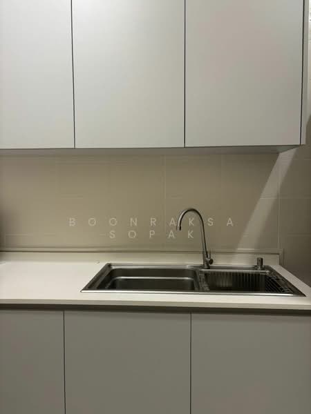 Chewathai Ratchaprarop, Bangkok, 51 Rajaprarop Road, Makkasan, Ratchathewi, Bangkok, 3 Bedrooms, 114 sqm, Condo For Rent, by Boonraksa Sopak, 500321737 - DDproperty.com