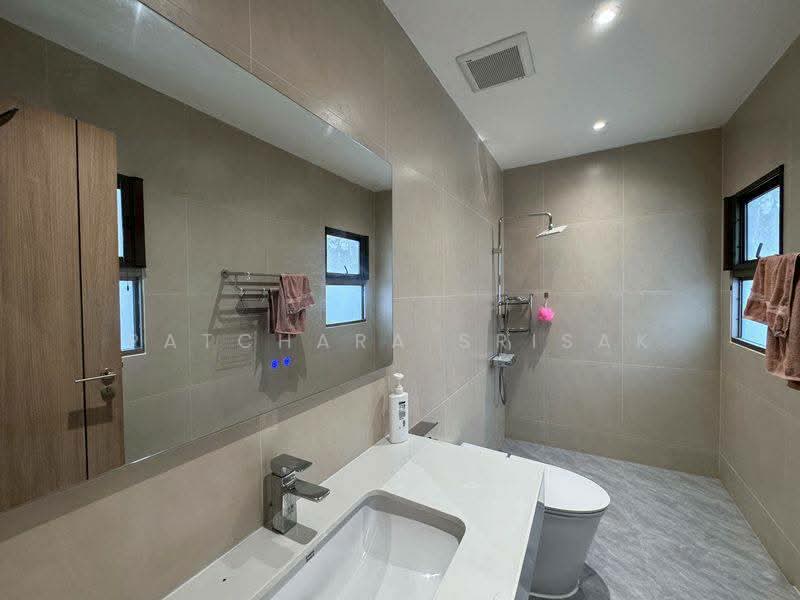 HORIZON By Patta, Chon Buri (Pattaya), Chaiyapornvitee Road, Nong Pla Lai, Bang Lamung (Pattaya), Chon Buri (Pattaya), 5 Bedrooms, 203 sqm, Single Detached House For Rent, by Patchara Srisak, 500321753 - DDproperty.com