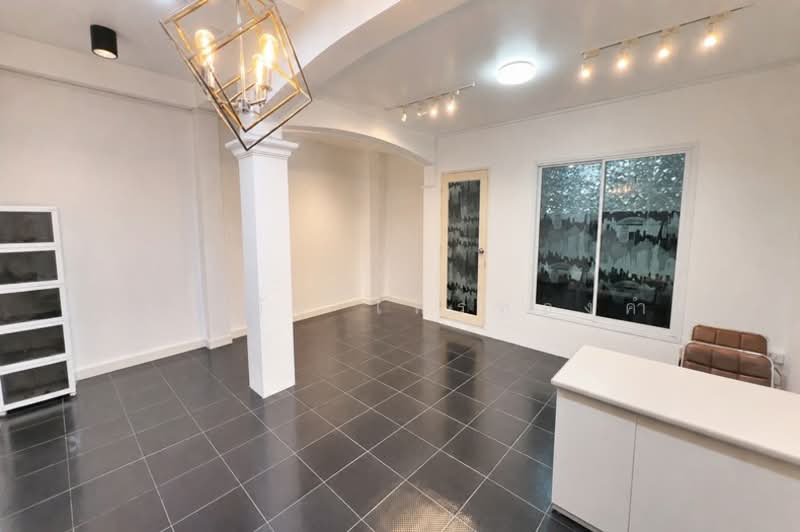 Moobaan K.C. Ramintra 7, Bangkok, Sam Wa Tawan Tok, Khlong Sam Wa, Bangkok, 2 Bedrooms, 120 sqm, Townhouse For Sale, by สง่าชัย ไทรทองคำ, 500321798 - DDproperty.com