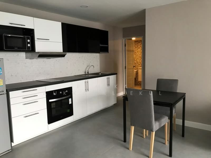 Sukhumvit Suite : สุขุมวิท สวีท, กรุงเทพ, 19 ซอยสุขุมวิท 13, คลองเตยเหนือ, วัฒนา, กรุงเทพ, 60 ตร.ม., คอนโด ขาย, โดย Pemika Aukkaraleekul, 500321802 - DDproperty.com