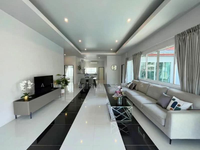 3-BR House, Chon Buri (Pattaya), Huai Yai, Bang Lamung (Pattaya), Chon Buri (Pattaya), 3 Bedrooms, 396 sqm, Single Detached House For Rent, by Patchara Srisak, 500321808 - DDproperty.com