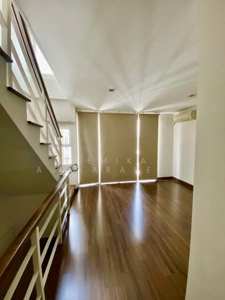 undefined, Bangkok, Chan Kasem, Chatuchak, Bangkok, 3 Bedrooms, 204 sqm, Townhouse For Sale, by Pemika Aukkaraleekul, 500321831 - DDproperty.com
