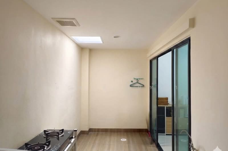เดอะคอนเนค 28 วัชรพล-เพิ่มสิน, Bangkok, Khlong Tanon, Sai Mai, Bangkok, 3 Bedrooms, 120 sqm, Townhouse For Sale, by ชนะชาติ นนท์ตา, 500321839 - DDproperty.com