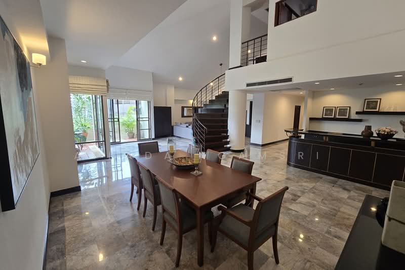 Raintree Village Apartment, Bangkok, 21 Soi Sukhumvit 41, Khlong Tan Nua, Watthana, Bangkok, 4 Bedrooms, 420 sqm, Condo For Rent, by Ailada Ngamsri, 500321851 - DDproperty.com