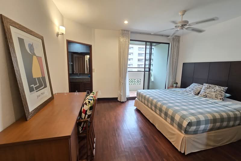 Raintree Village Apartment, Bangkok, 21 Soi Sukhumvit 41, Khlong Tan Nua, Watthana, Bangkok, 4 Bedrooms, 420 sqm, Condo For Rent, by Ailada Ngamsri, 500321851 - DDproperty.com
