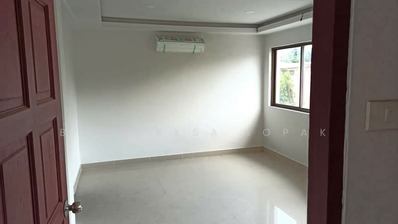 undefined, Bangkok, Khlong Tan Nua, Watthana, Bangkok, 3 Bedrooms, 263 sqm, Townhouse For Rent, by Boonraksa Sopak, 500321852 - DDproperty.com