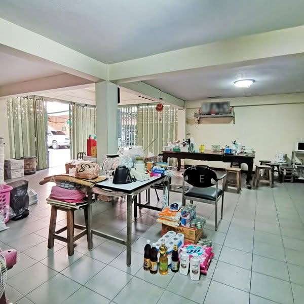3-BR Townhouse, Bangkok, Ban Chang Lo, Bangkok Noi, Bangkok, 3 Bedrooms, 870 sqm, Townhouse For Sale, by Pemika Aukkaraleekul, 500321853 - DDproperty.com