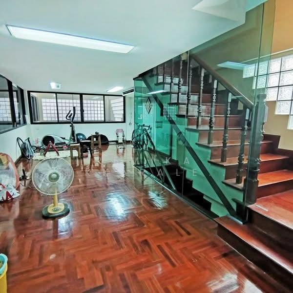 3-BR Townhouse, Bangkok, Ban Chang Lo, Bangkok Noi, Bangkok, 3 Bedrooms, 870 sqm, Townhouse For Sale, by Pemika Aukkaraleekul, 500321853 - DDproperty.com