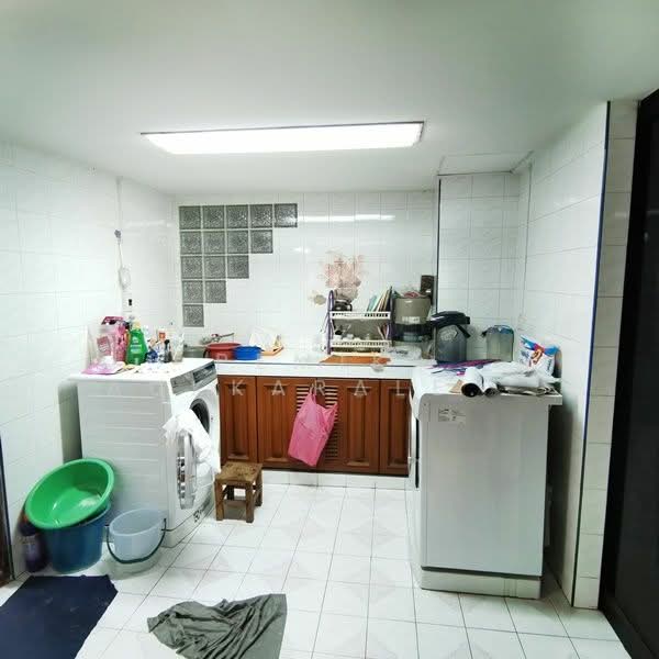 3-BR Townhouse, Bangkok, Ban Chang Lo, Bangkok Noi, Bangkok, 3 Bedrooms, 870 sqm, Townhouse For Sale, by Pemika Aukkaraleekul, 500321853 - DDproperty.com