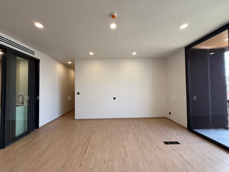 Aritier Penthouse at Ari, Bangkok, Soi Ari Samphan 7 Alley, Samsen Nai, Phaya Thai, Bangkok, 2 Bedrooms, 109 sqm, Condo For Sale, by Nattapat Reunyota, 500321894 - DDproperty.com