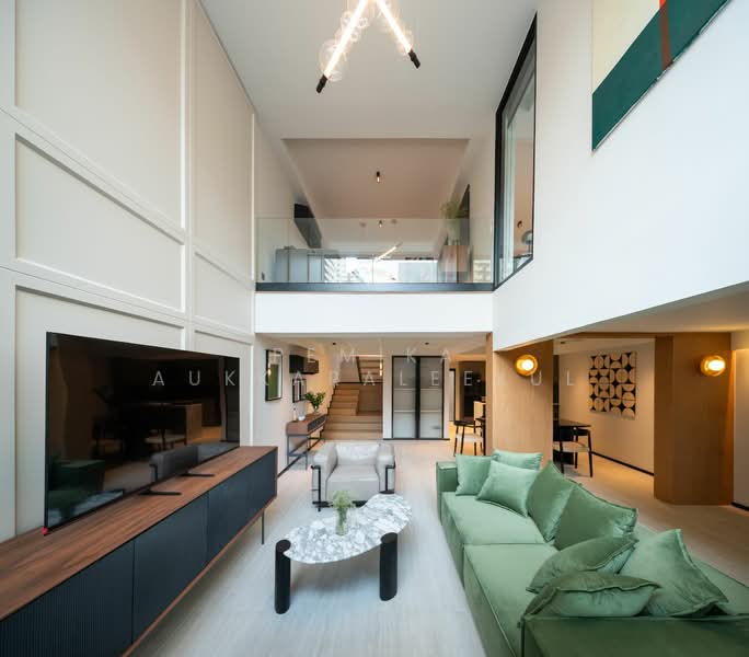 3-BR Townhouse, Bangkok, Khlong Tan Nua, Watthana, Bangkok, 3 Bedrooms, 270 sqm, Townhouse For Sale, by Pemika Aukkaraleekul, 500321944 - DDproperty.com
