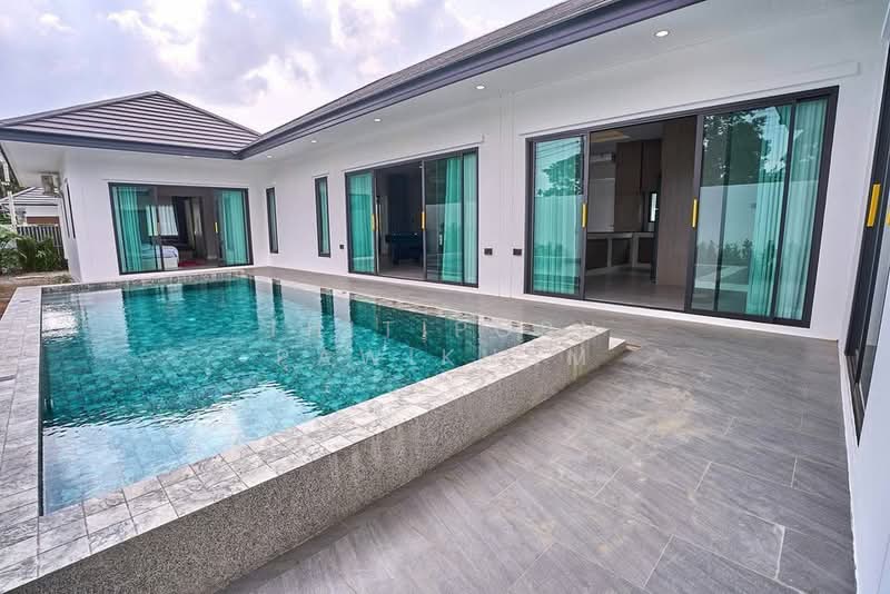 3-BR House, Chon Buri (Pattaya), Nong Pru, Bang Lamung (Pattaya), Chon Buri (Pattaya), 3 Bedrooms, 204 sqm, Single Detached House For Sale, by Thitiporn Pawikham, 500321958 - DDproperty.com