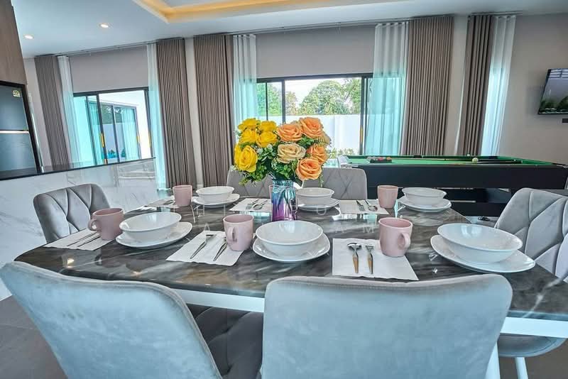 3-BR House, Chon Buri (Pattaya), Nong Pru, Bang Lamung (Pattaya), Chon Buri (Pattaya), 3 Bedrooms, 204 sqm, Single Detached House For Sale, by Thitiporn Pawikham, 500321958 - DDproperty.com