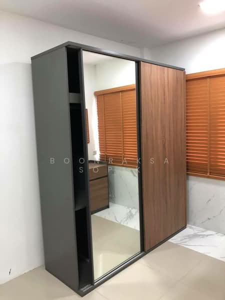 3-BR House, Bangkok, Phlapphla, Wang Thonglang, Bangkok, 3 Bedrooms, 66 sqm, Single Detached House For Rent, by Boonraksa Sopak, 500321981 - DDproperty.com