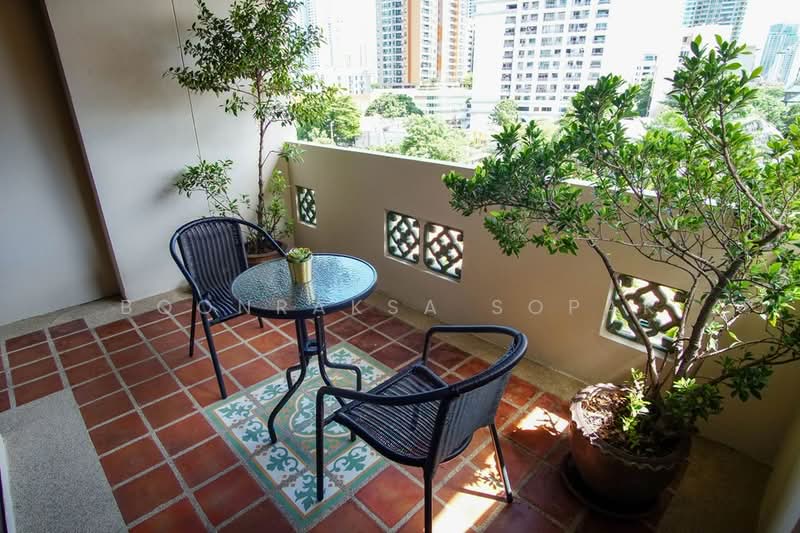 Raintree Village Apartment, Bangkok, 21 Soi Sukhumvit 41, Khlong Tan Nua, Watthana, Bangkok, 3 Bedrooms, 268 sqm, Apartment For Rent, by Boonraksa Sopak, 500321984 - DDproperty.com