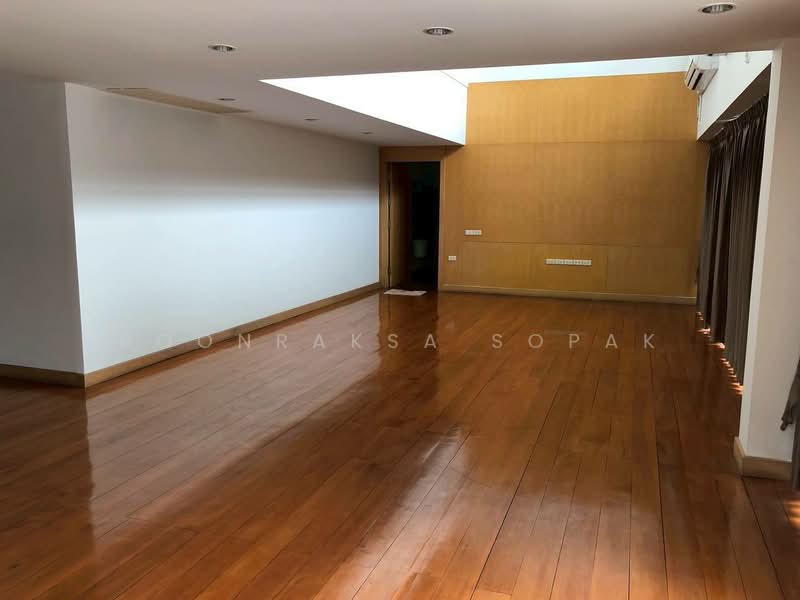 6-BR House, Bangkok, Bang Chak, Phra Khanong, Bangkok, 6 Bedrooms, 700 sqm, Single Detached House For Rent, by Boonraksa Sopak, 500321992 - DDproperty.com