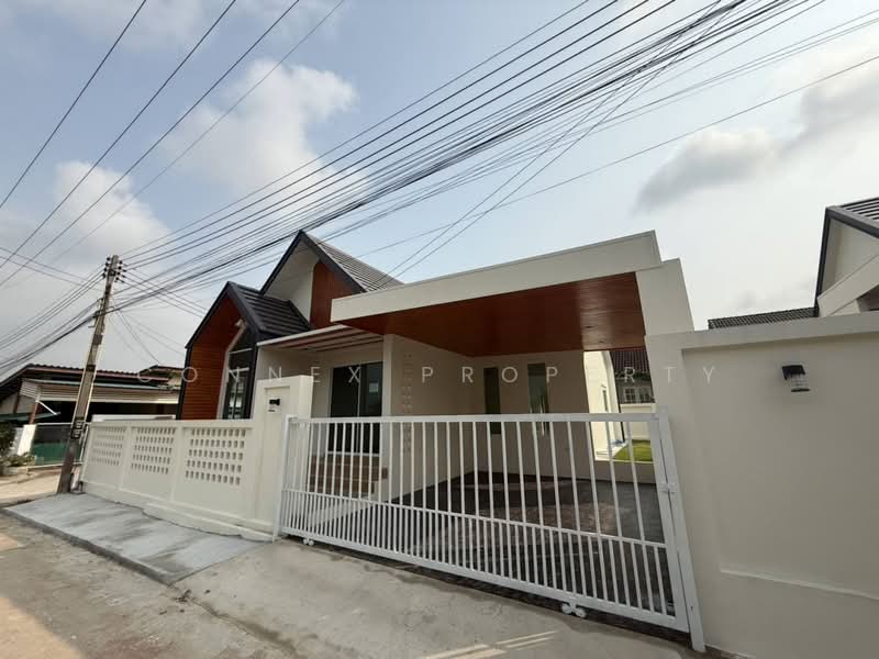 | Petchkanchana Vllage, Chon Buri (Pattaya), สายมาบหว้า, Ta Khian Tia, Bang Lamung (Pattaya), Chon Buri (Pattaya), 3 Bedrooms, 150 sqm, Single Detached House For Sale, by Connex Property, 500322020 - DDproperty.com