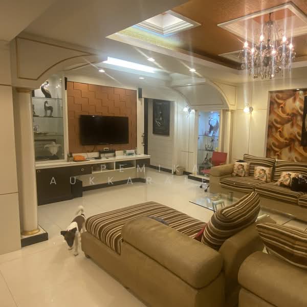 8-BR Townhouse, Bangkok, Wat Tha Pra, Bangkok Yai, Bangkok, 8 Bedrooms, 700 sqm, Townhouse For Sale, by Pemika Aukkaraleekul, 500322059 - DDproperty.com