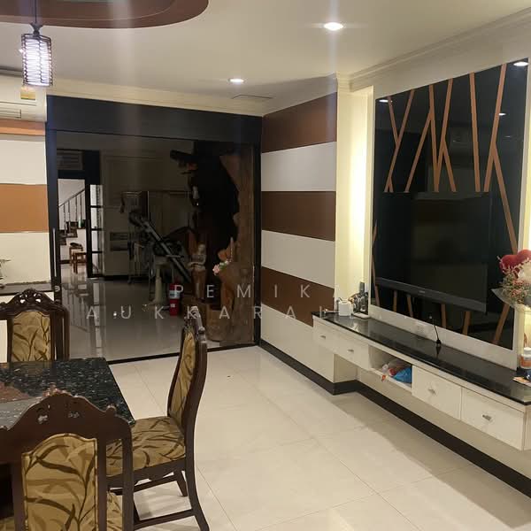 8-BR Townhouse, Bangkok, Wat Tha Pra, Bangkok Yai, Bangkok, 8 Bedrooms, 700 sqm, Townhouse For Sale, by Pemika Aukkaraleekul, 500322059 - DDproperty.com