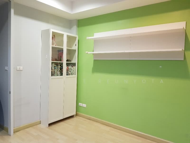 Thanapat Haus Sathorn - Narathiwas, Bangkok, Soi Chuen Chitrung, Nontri Road, Chong Nonsi, Yan Nawa, Bangkok, 3 Bedrooms, 200 sqm, Townhouse For Sale, by Nattapat Reunyota, 500322065 - DDproperty.com