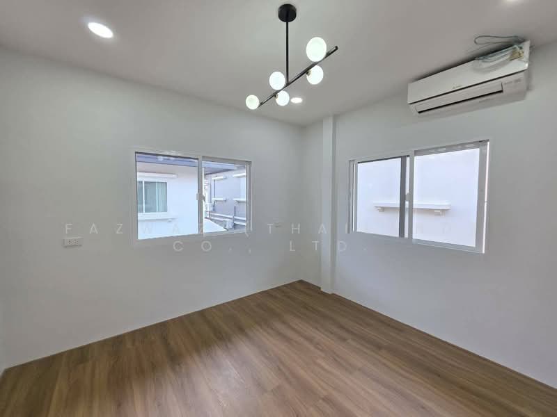 Newly Renovated 4BR House in Chalong Phuket Near Central and Beaches, Phuket, Chalong, Muang Phuket, Phuket, 4 Bedrooms, 156 sqm, Single Detached House For Sale, by Fazwaz (Thailand) Co., Ltd., 500322143 - DDproperty.com