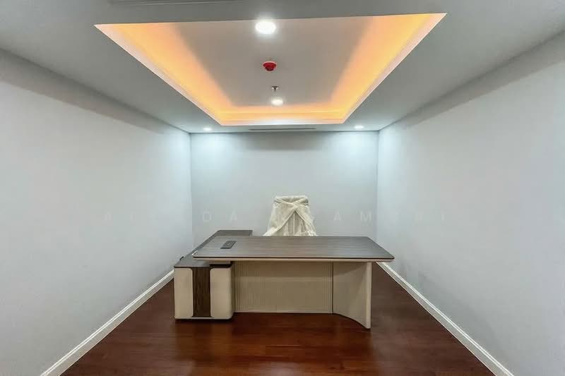 Shanti Sadan, Bangkok, 28 Sukhumvit 59, Khlong Tan Nua, Watthana, Bangkok, 3 Bedrooms, 285 sqm, Condo For Rent, by Ailada Ngamsri, 500322146 - DDproperty.com