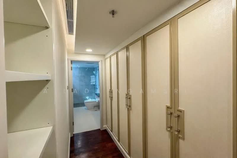 Shanti Sadan, Bangkok, 28 Sukhumvit 59, Khlong Tan Nua, Watthana, Bangkok, 3 Bedrooms, 285 sqm, Condo For Rent, by Ailada Ngamsri, 500322146 - DDproperty.com