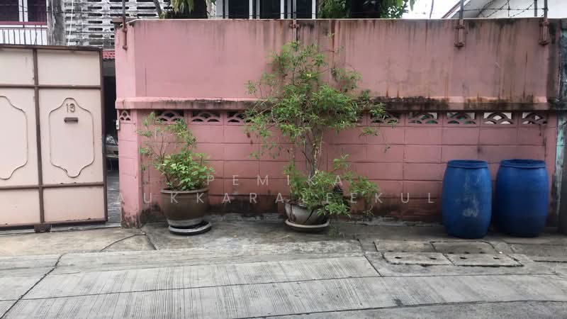 4-BR House, Bangkok, Khlong Tan Nua, Watthana, Bangkok, 4 Bedrooms, 300 sqm, Single Detached House For Sale, by Pemika Aukkaraleekul, 500322151 - DDproperty.com