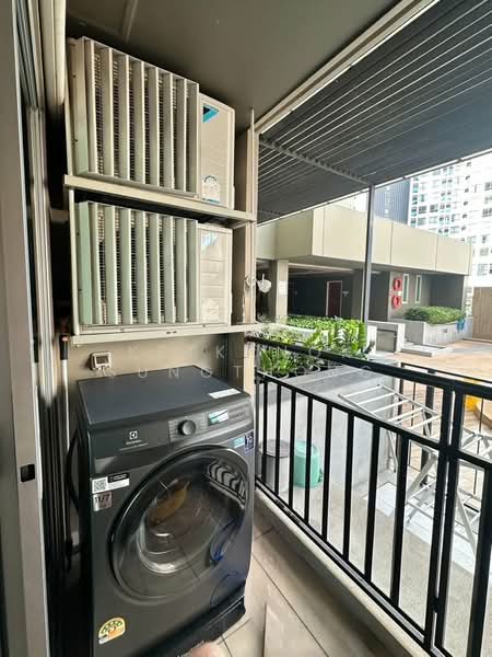 Lumpini Place Srinakarin-Huamak Station, Bangkok, Srinakarin Road, Suan Luang, Bangkok, 1 Bedroom, 42 sqm, Condo For Sale, by Ketkanok Sungthong, 500322153 - DDproperty.com