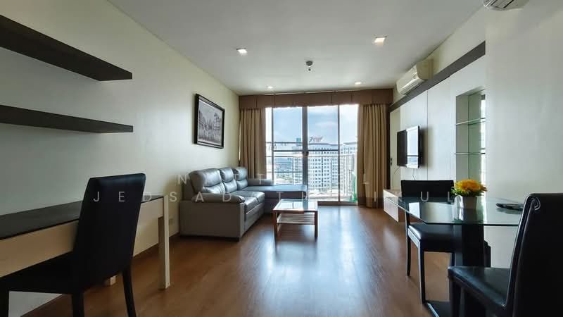 Le Luk Condominium, Bangkok, 1599 291 Sukhumvit Rd, Phra Kanong Nua, Watthana, Bangkok, 1 Bedroom, 52 sqm, Condo For Rent, by Nattapol Jedsadathitikul, 500322160 - DDproperty.com