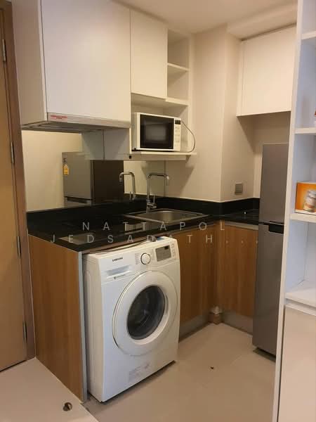 InterLux Premier Sukhumvit 13 : อินเตอร์ ลักส์ พรีเมียร์ สุขุมวิท 13, กรุงเทพ, ซอยสุขุมวิท 13 ถนนสุขุมวิท, คลองเตยเหนือ, วัฒนา, กรุงเทพ, 30 ตร.ม., คอนโด ขาย, โดย Nattapol Jedsadathitikul, 500322183 - DDproperty.com