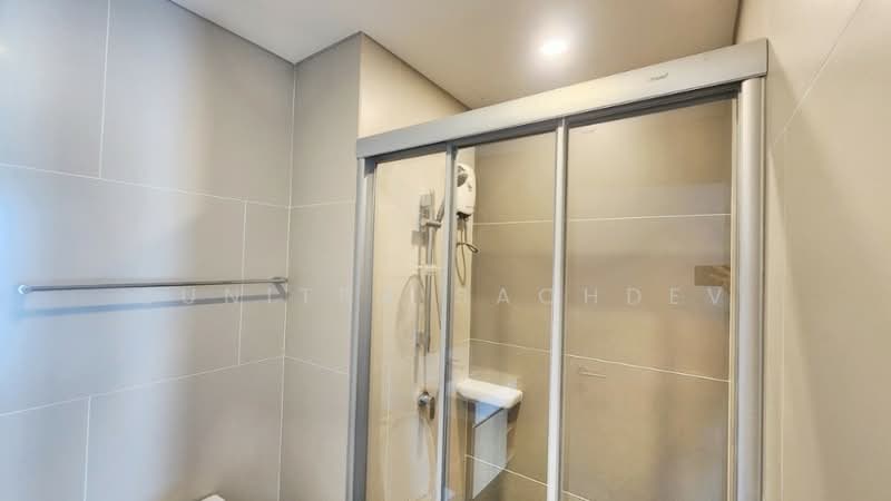 Lumpini Suite Dindaeng-Ratchaprarop, Bangkok, Asoke-Dindaeng Road, Din Daeng, Bangkok, 1 Bedroom, 28 sqm, Condo For Rent, by Sunitra Sachdev, 500322220 - DDproperty.com
