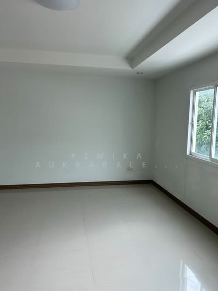 4-BR Townhouse, Bangkok, Phlapphla, Wang Thonglang, Bangkok, 4 Bedrooms, 360 sqm, Townhouse For Sale, by Pemika Aukkaraleekul, 500322255 - DDproperty.com