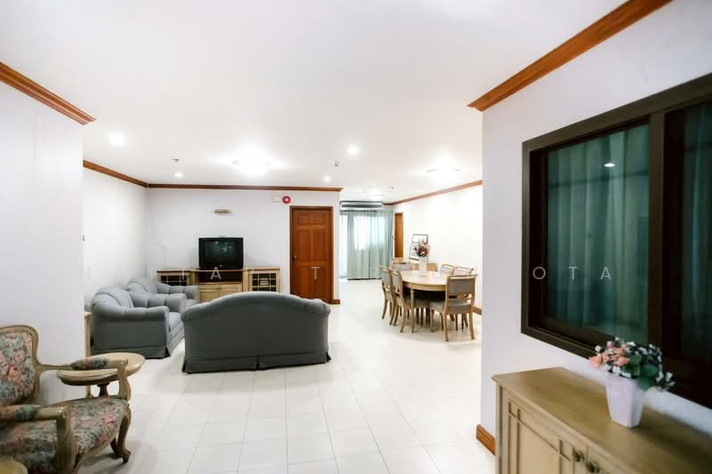 Crystal Garden, Bangkok, 217 Sukhumvit 4 Alley, Khlong Toei, Bangkok, 2 Bedrooms, 110 sqm, Condo For Sale, by Nattapat Reunyota, 500322274 - DDproperty.com