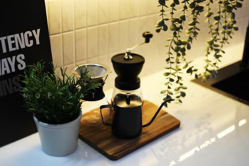 J.W. City Ratchada 32, Bangkok, 228 Soi Ratchadaphisek 36, Chan Kasem, Chatuchak, Bangkok, 2 Bedrooms, 77 sqm, Condo For Sale, by Nop Satjavitvisarn, 500322313 - DDproperty.com