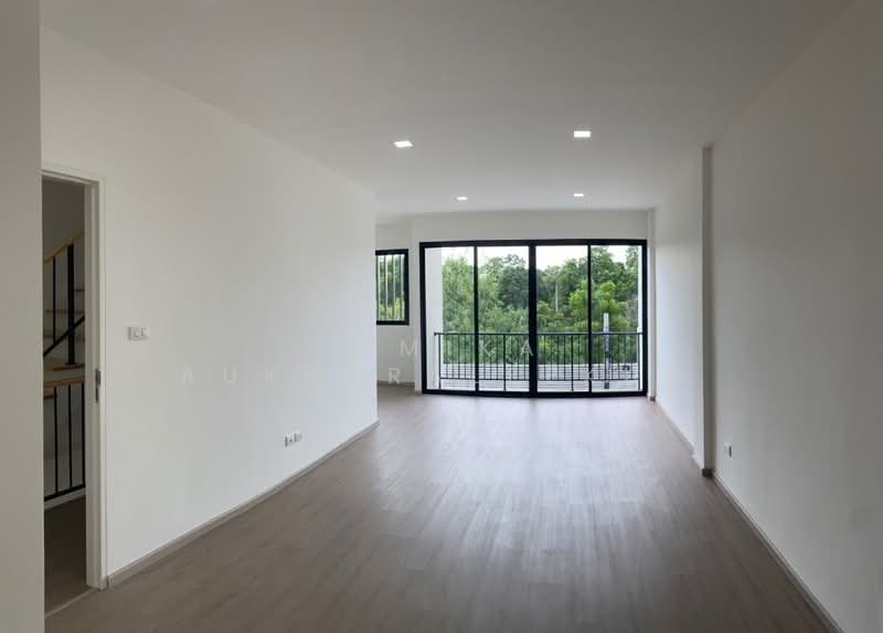 undefined, Bangkok, Bang Khun Sri, Bangkok Noi, Bangkok, 3 Bedrooms, 222 sqm, Townhouse For Sale, by Pemika Aukkaraleekul, 500322316 - DDproperty.com