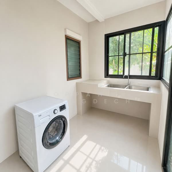 Burasiri Ratchaphruek-Chaengwattana, Nonthaburi, Soi Bang Phlap 5, Ratchaphruek Road, Bang Phlap, Pak Kret, Nonthaburi, 3 Bedrooms, 210 sqm, Single Detached House For Rent, by Noppawan Ruangdech, 500322334 - DDproperty.com