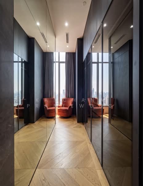 The Esse Asoke, Bangkok, 333 Soi Sukhumvit 21, Sukhumvit Road, Khlongtoei Nua, Watthana, Bangkok, 2 Bedrooms, 158 sqm, Condo For Rent, by Kanchana Praneewong, 500322348 - DDproperty.com