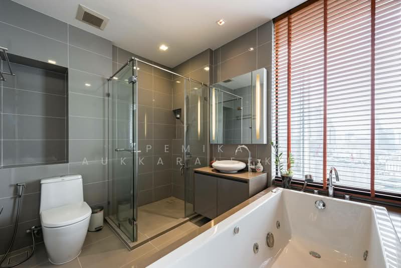 M Silom, Bangkok, 26 Narathiwas Ratchanakarin Road, Suriyawong, Bang Rak, Bangkok, 2 Bedrooms, 84 sqm, Condo For Sale, by Pemika Aukkaraleekul, 500322401 - DDproperty.com