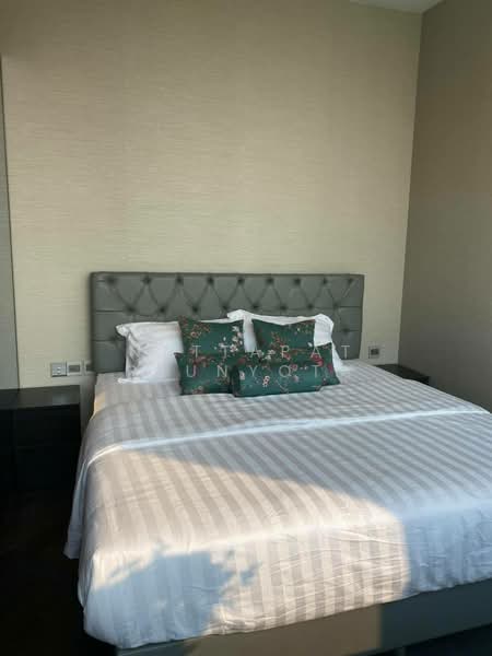 The Esse Sukhumvit 36, Bangkok, Soi Sukhumvit 36, Sukhumvit Road, Phra Kanong, Khlong Toei, Bangkok, 2 Bedrooms, 74 sqm, Condo For Sale, by Nattapat Reunyota, 500322411 - DDproperty.com