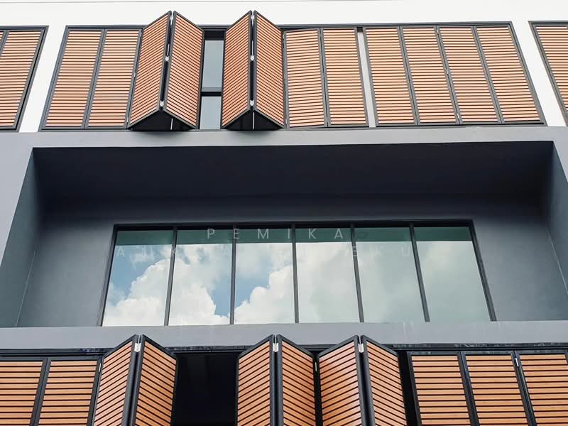 AREA 32 Ekamai-Ramintra : แอเรีย 32 เอกมัย-รามอินทรา, กรุงเทพ, ซอย สังคมสงเคราะห์ 6, ลาดพร้าว, กรุงเทพ, 239 ตร.ม., ทาวน์เฮ้าส์ ขาย, โดย Pemika Aukkaraleekul, 500322447 - DDproperty.com