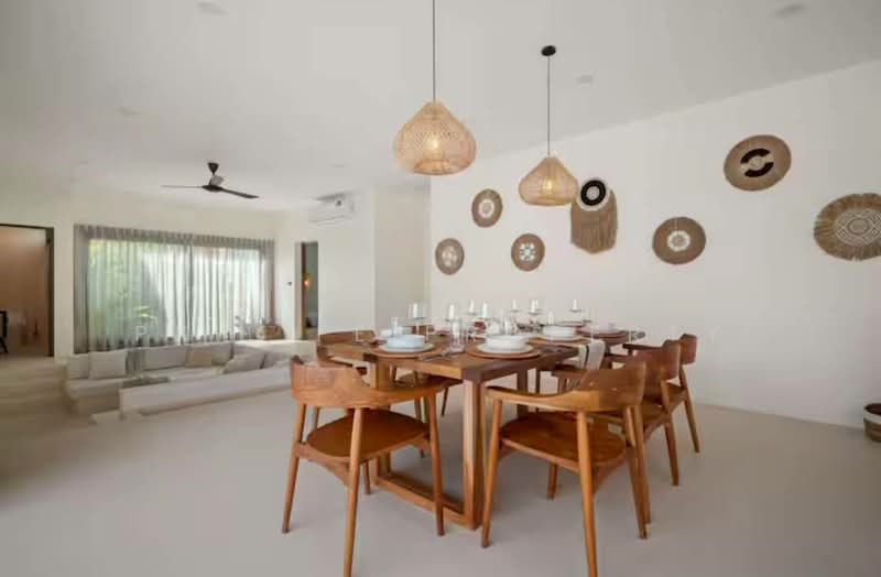 2S0256 Pool villa for sale 26,000,000 baht 4 bedroom 4 bathroom at cherngtalay, Phuket, Choeng Thale, Thalang, Phuket, 4 Bedrooms, 300 sqm, Villa For Sale, by PK LIFE Property, 500322498 - DDproperty.com