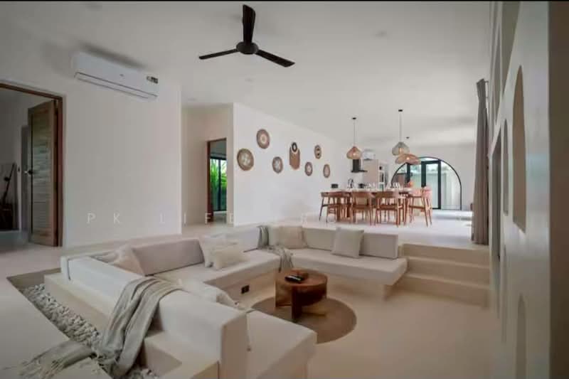 2S0256 Pool villa for sale 26,000,000 baht 4 bedroom 4 bathroom at cherngtalay, Phuket, Choeng Thale, Thalang, Phuket, 4 Bedrooms, 300 sqm, Villa For Sale, by PK LIFE Property, 500322498 - DDproperty.com